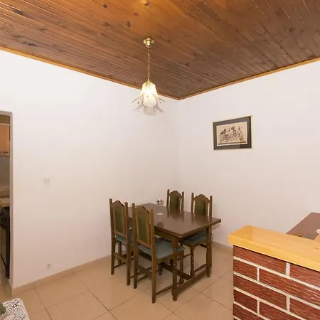 Alda Apartament Murter