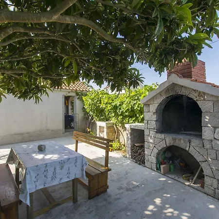Alda Apartment *